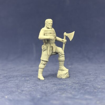 Medieval knight with great axe and helmet - NCM