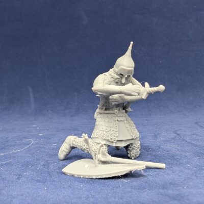 Medieval wounded Russian Knight - kneeling - NCM
