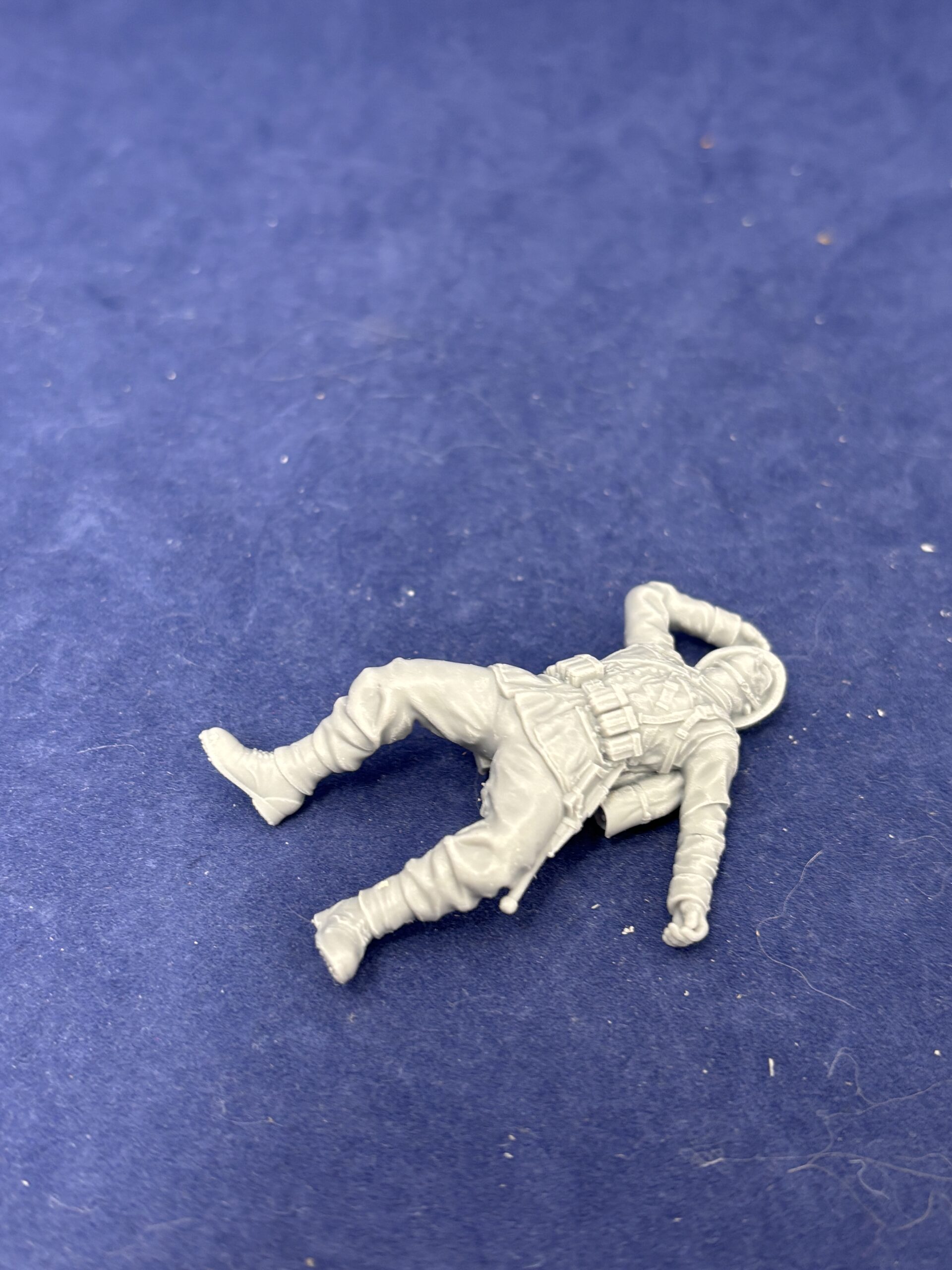 Polish WW2 dead soldier laying on back - Image 2