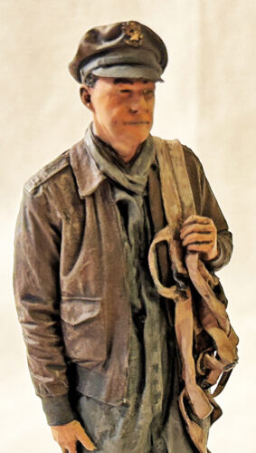 Standing with harness - USAAF Bomber Crew WW2 photo review