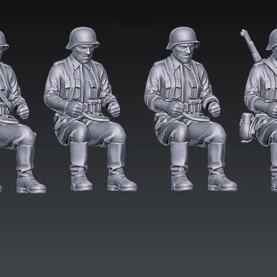 German WW2 drivers for cars and wagons late war winter cloth, helmets