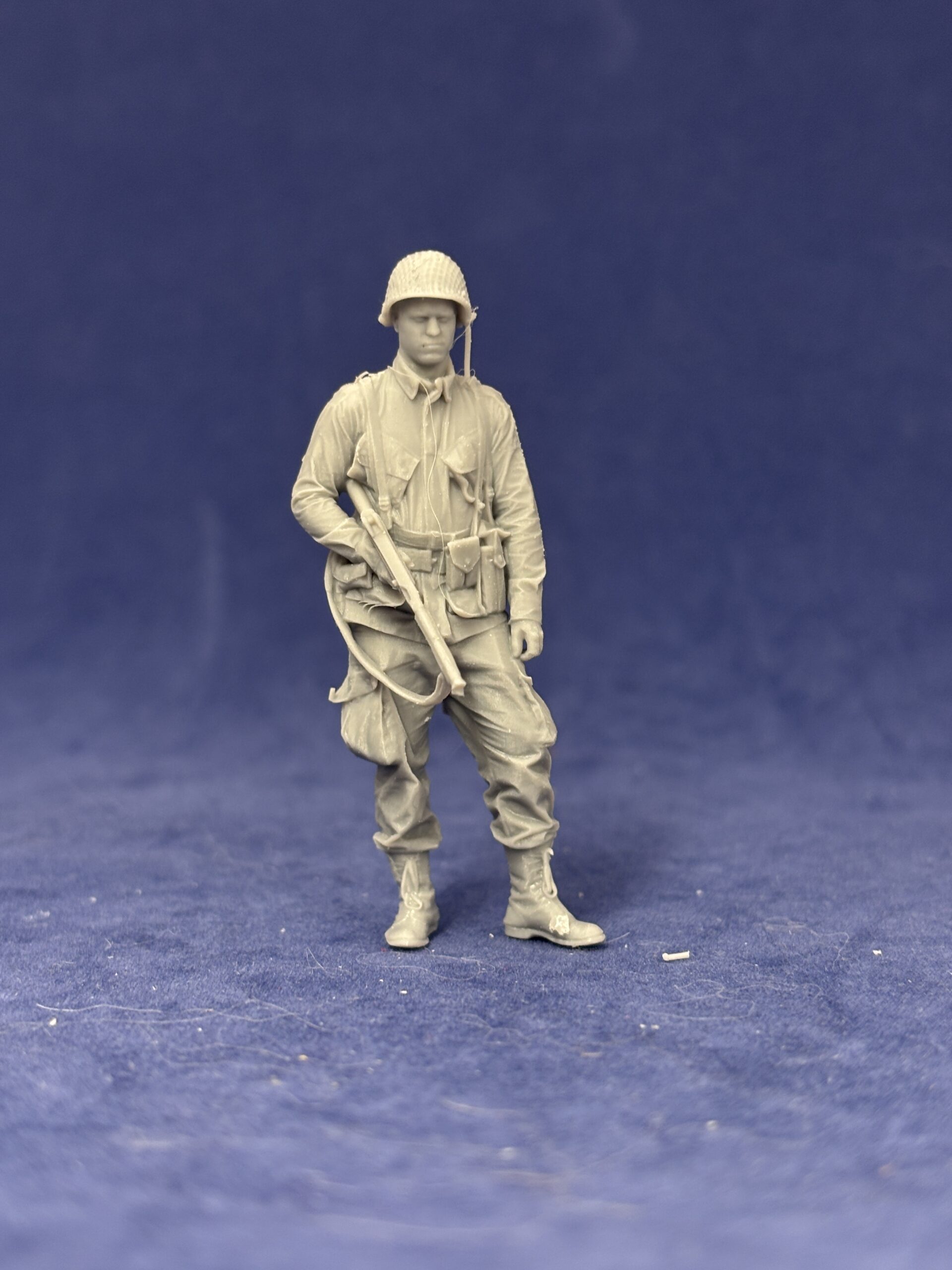 WW2 101 Airborne soldier waiting