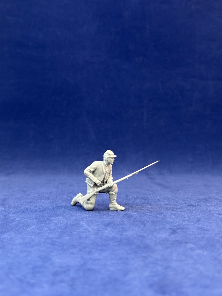 Crouching 69th Pennsylvania Zouave soldier