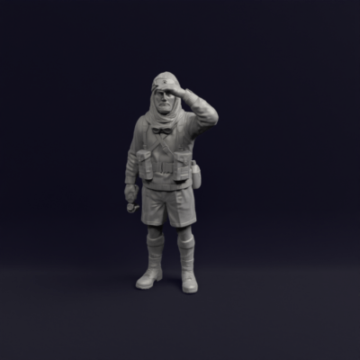 British SAS rifleman commando looking at horizon - WW2 North Africa
