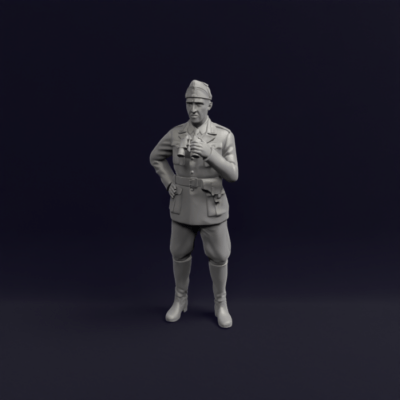 Italian WW2 Officer with binoculars