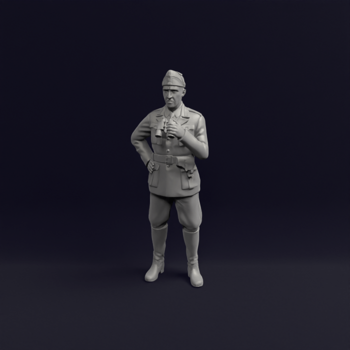 Italian WW2 Officer with binoculars